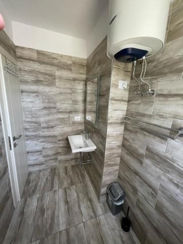 New Bazaar Rooms Tirana Extérieur photo
